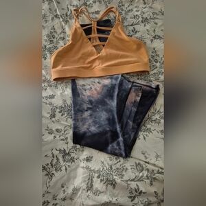 Old Navy Blue and Pink Tie-Dye Leggings